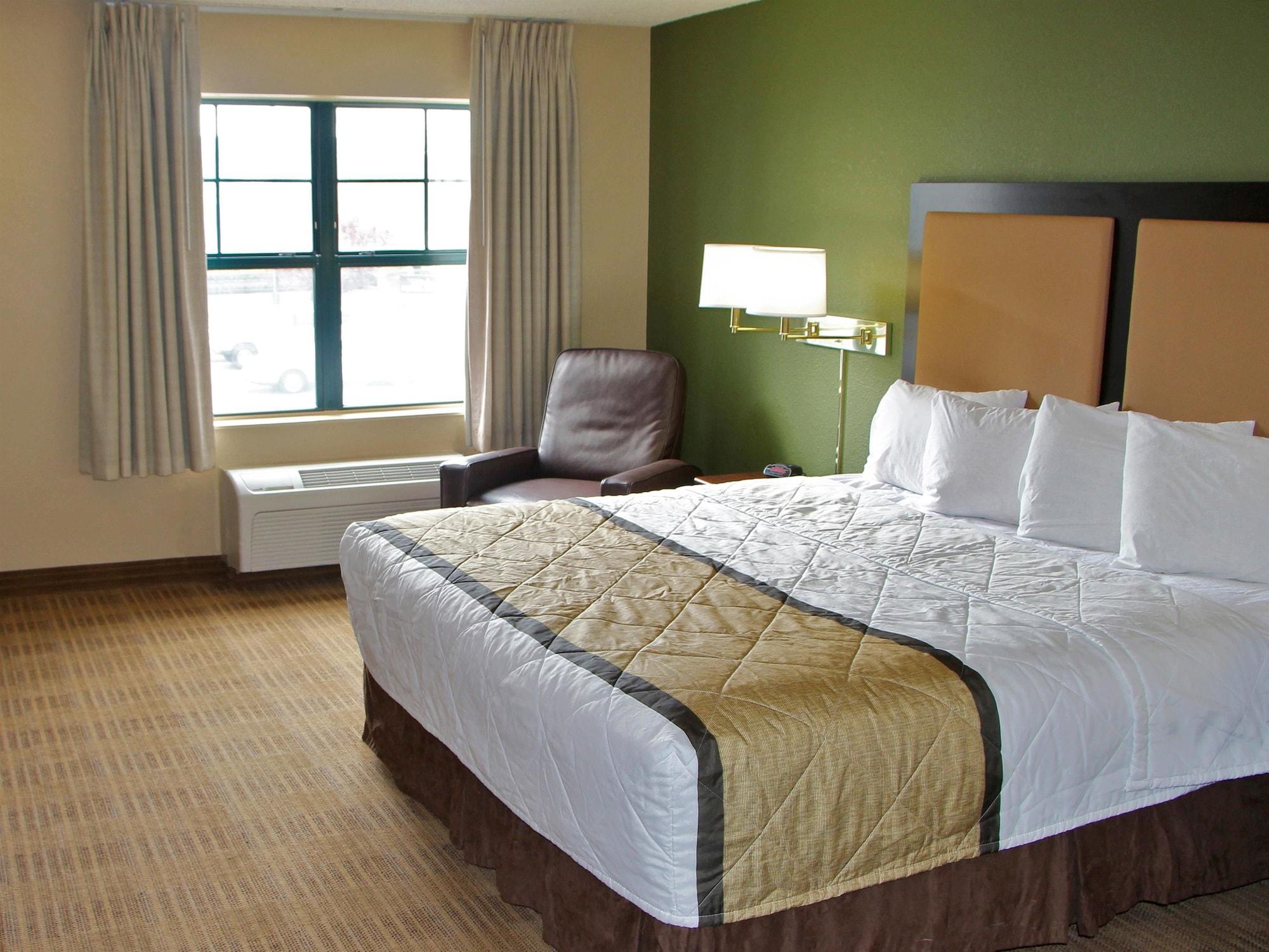 Extended America - - South Hotel